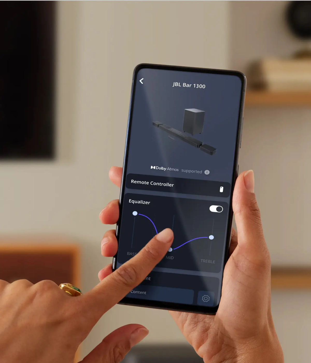 Dapatkan aplikasi JBL One