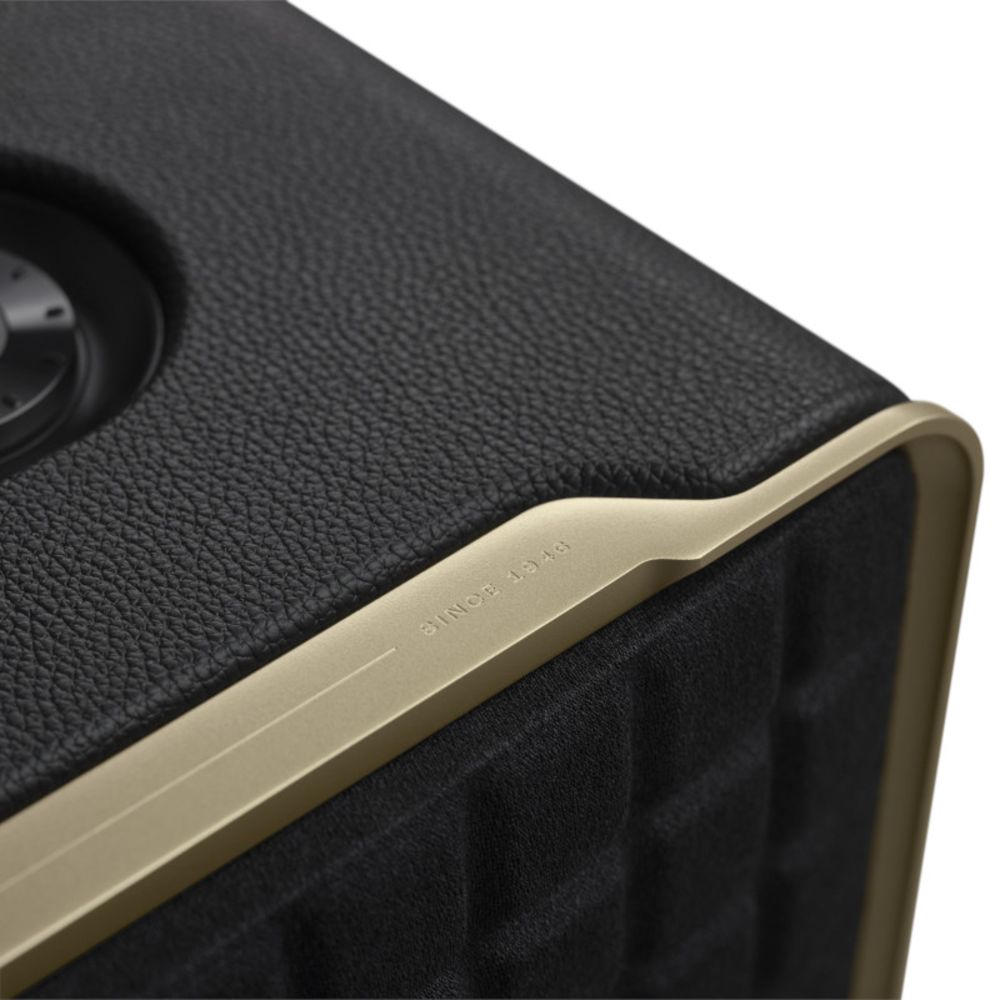 JBL2520Authentics2520300_Black_v7n9cs32e.jpg