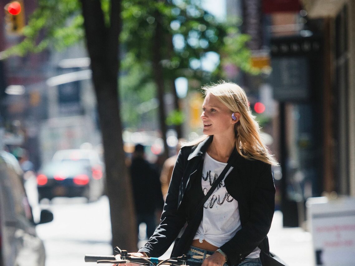 Your Ears, Your Rules: Choosing Between Air vs Bone Conduction Headphones