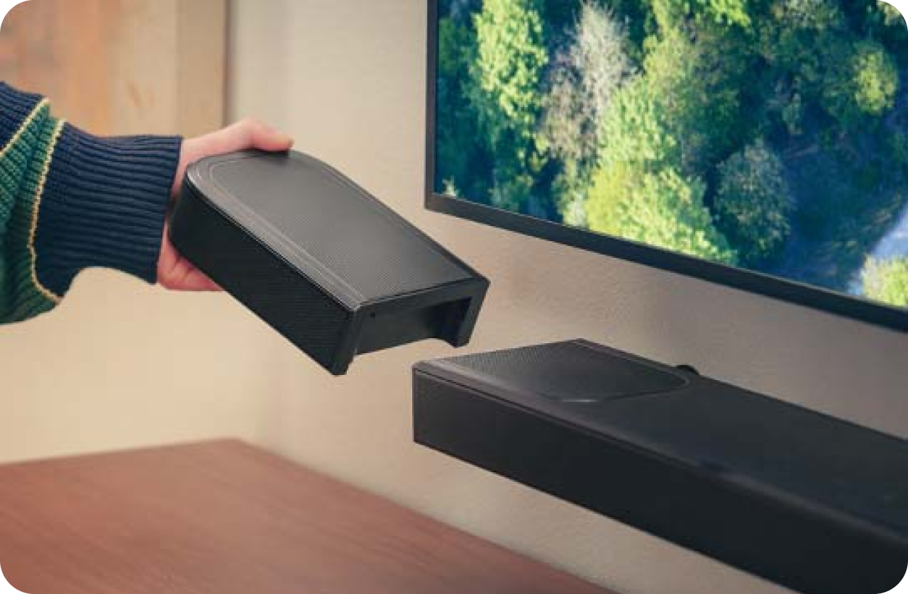 UNIQUE DETACHABLE SURROUND SPEAKERS*