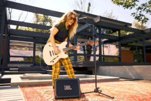 Why JBL Bandbox is the Best Portable Amp for Musicians Creating On the Go